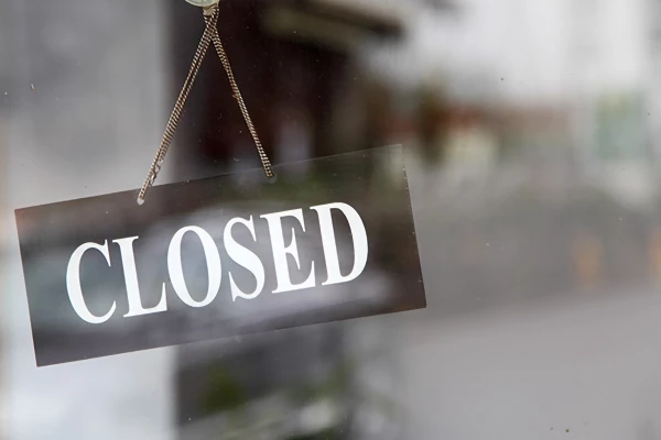 Image for article titled Half Day Closure